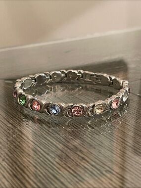 Silver-tone "X" & "O" Hugs & Kisses Link Tennis Bracelet Pastel Rhinestones